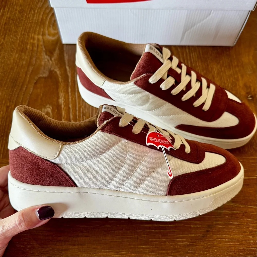 NIB rusty red Blondo Kamari lace up sneakers 8M - Picture 3 of 14